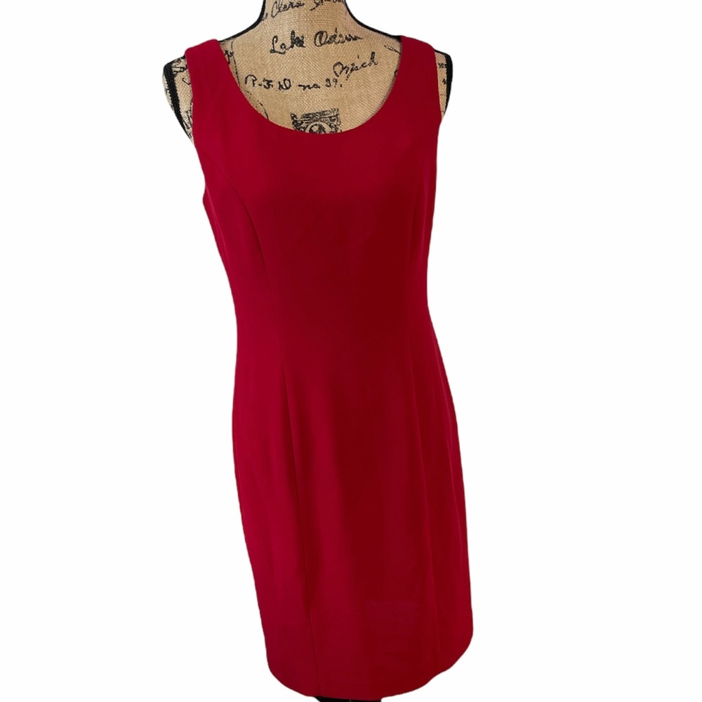 Women’s dress